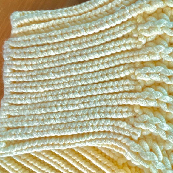 Vince - Soft Yellow, Chunky Sweater, XS - Picture 3 of 6